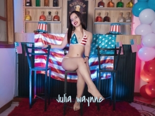 Julia_waynne