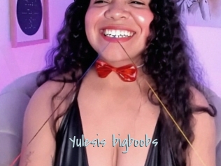 Yulesis_bigboobs